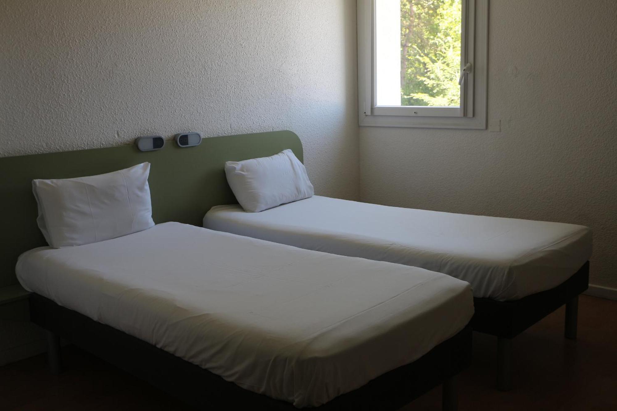 Ibis Budget Agen Le Passage  Exterior photo